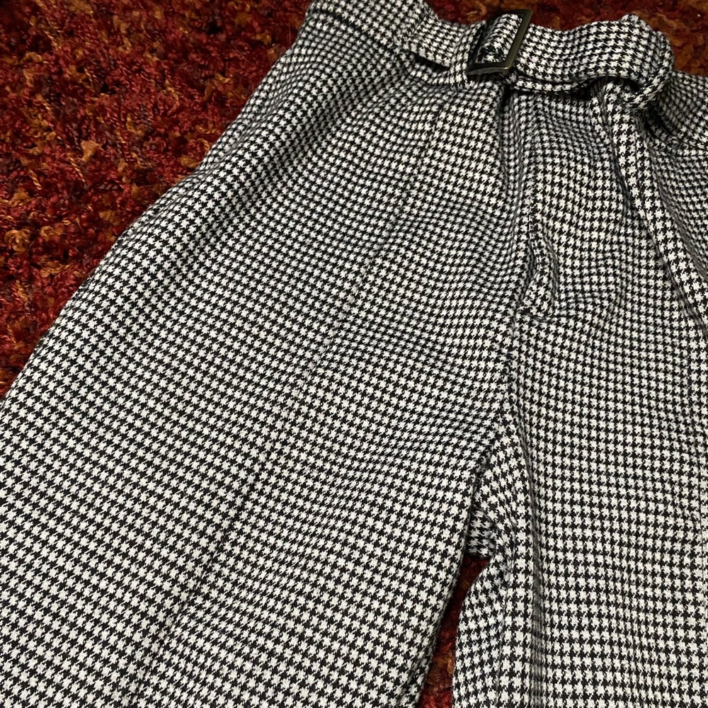 Pants - Picture 2 of 6